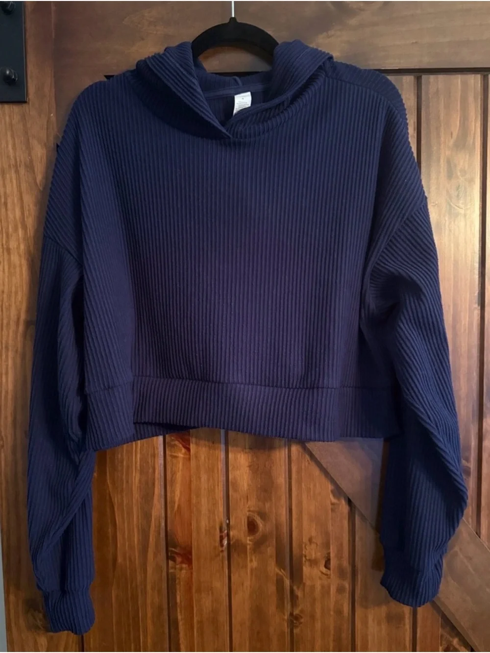 ALO Yoga Muse Navy Cropped Ribbed Hoodie